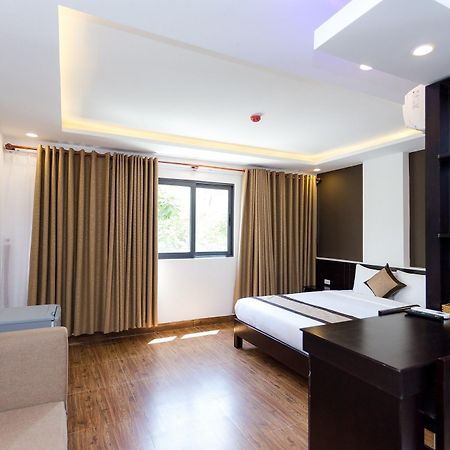 Manchester Hotel Дананг Экстерьер фото